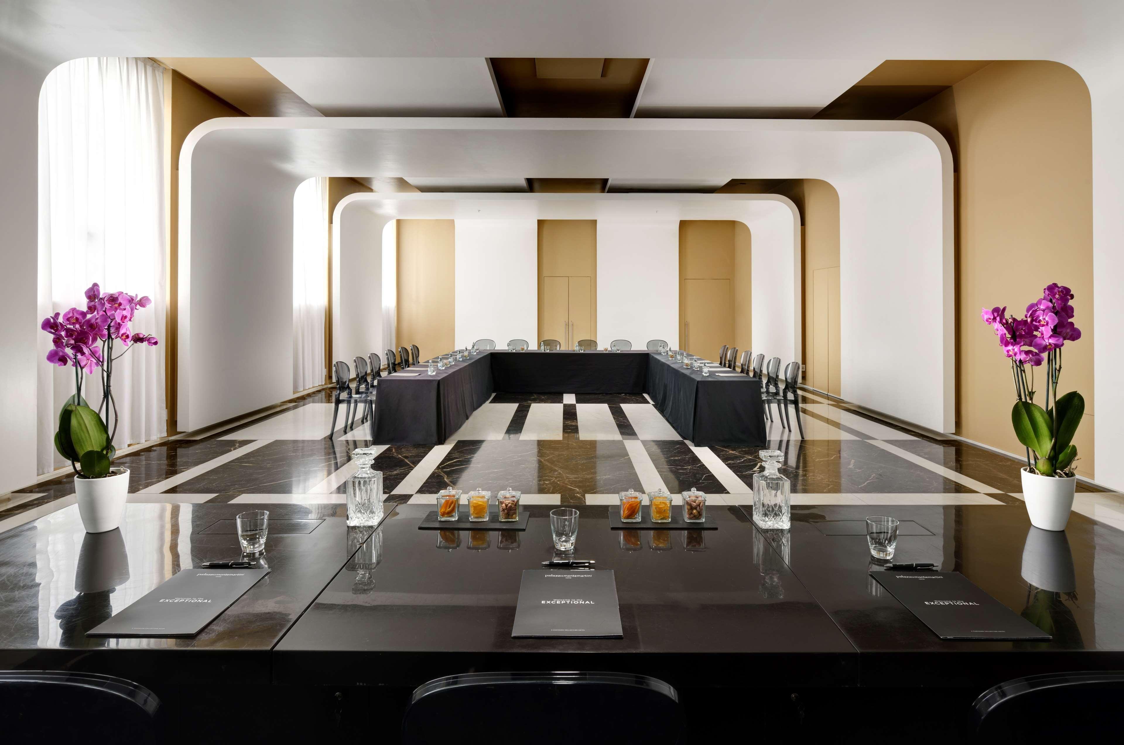 Palazzo Montemartini Rome, A Radisson Collection Hotel Ngoại thất bức ảnh The boardroom at the Mandarin Oriental, Munich