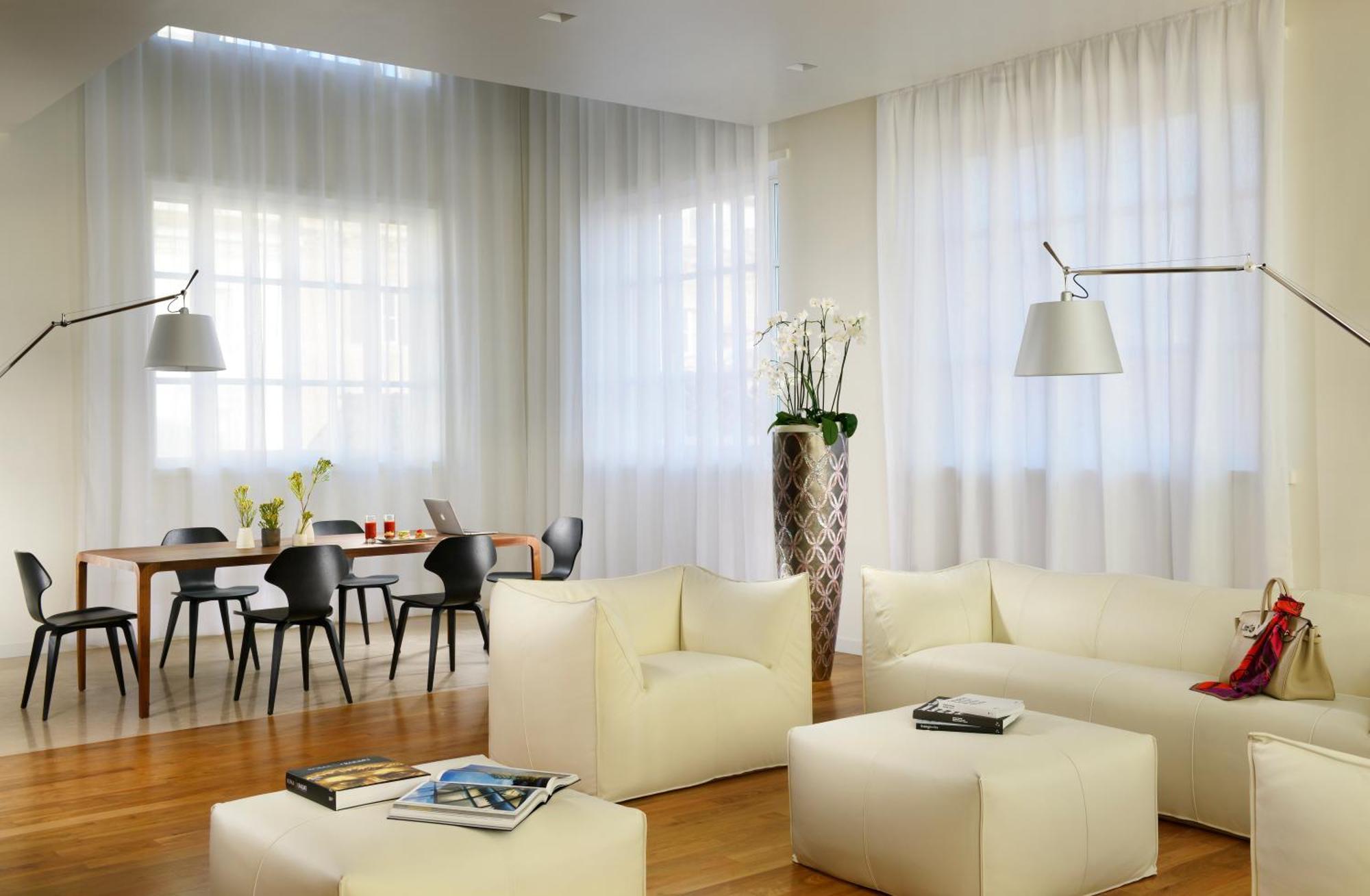 Palazzo Montemartini Rome, A Radisson Collection Hotel Ngoại thất bức ảnh A living room